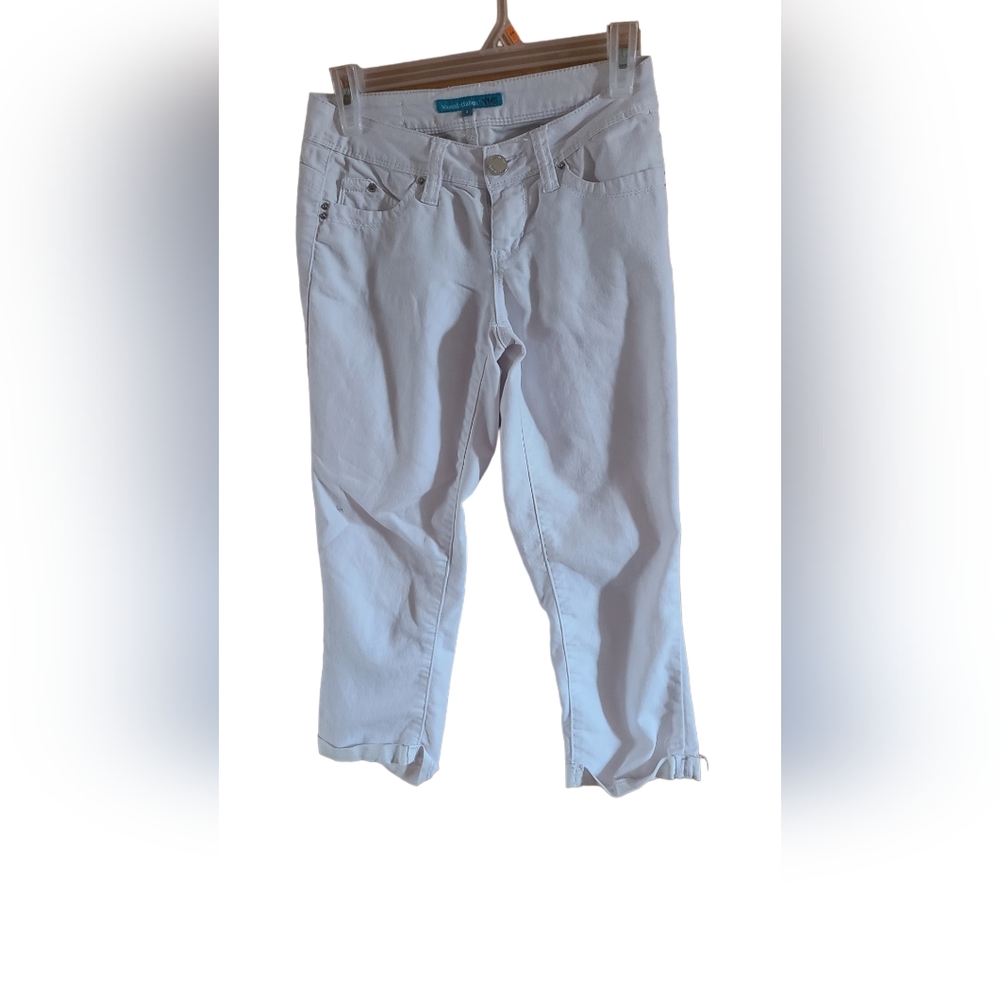 Ladies white capri pants
